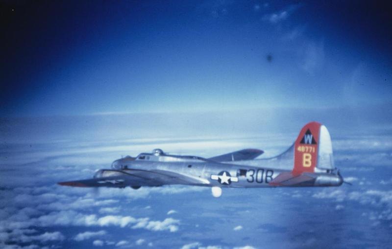 Pathfinder B-17 with airborne radar dome